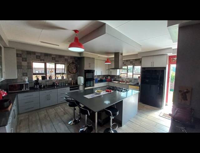 3 BEDROOM HOUSE FOR SALE IN PRETORIA GARDENS